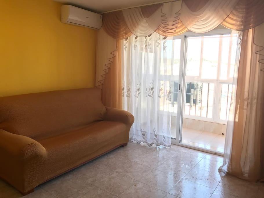 Apartamento Aitana.Esta A 2 Km De La Playa Andando Apartment Alicante Exterior photo